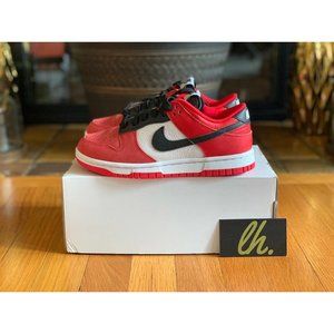 Size 5 W Nike Dunk Low "Chicago"